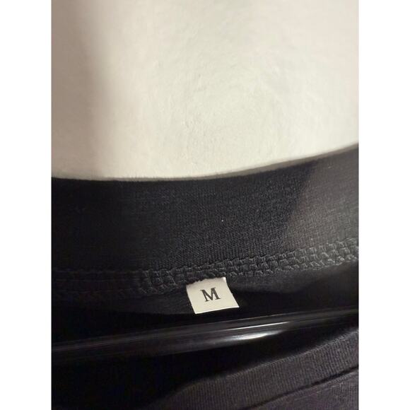 Hotter Than a Hoochie Coochie Crop T-Shirt - Size Medium - Picture 3 of 4